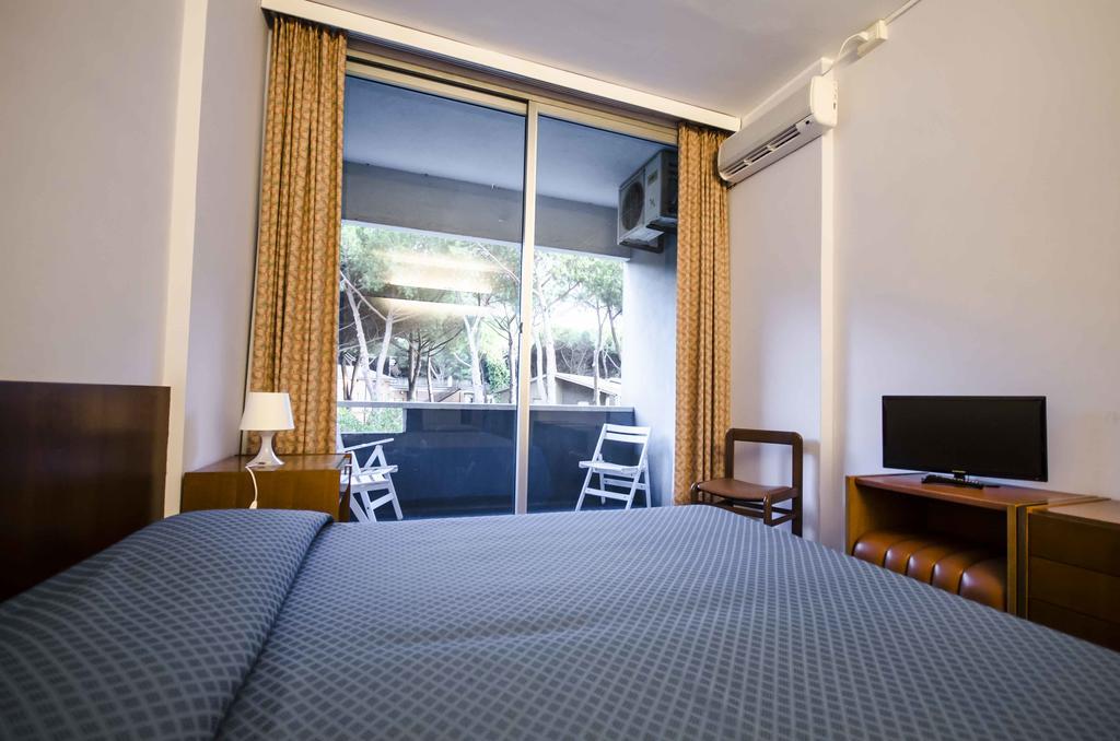 Grand Hotel Helios Tarquinia Szoba fotó