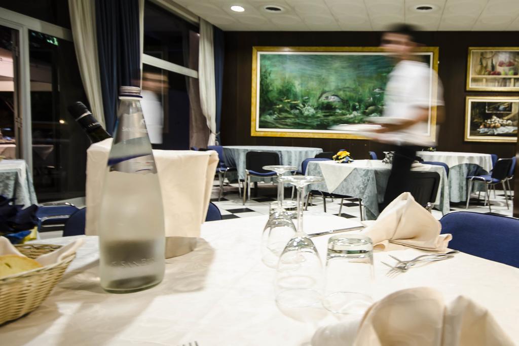 Grand Hotel Helios Tarquinia Kültér fotó