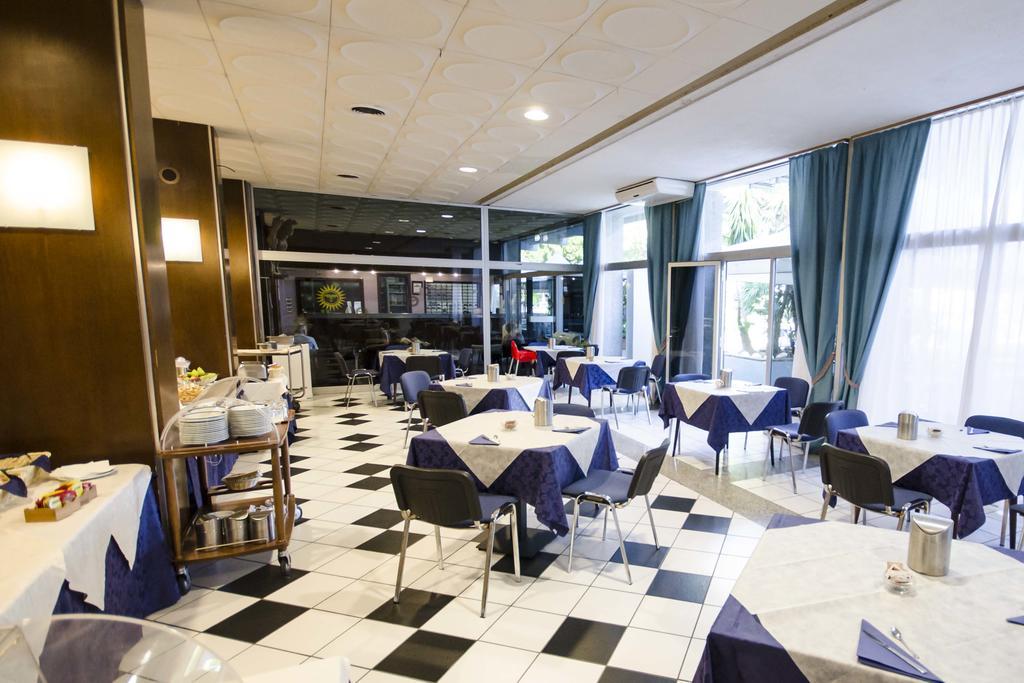 Grand Hotel Helios Tarquinia Kültér fotó