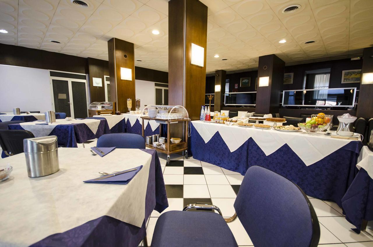 Grand Hotel Helios Tarquinia Kültér fotó