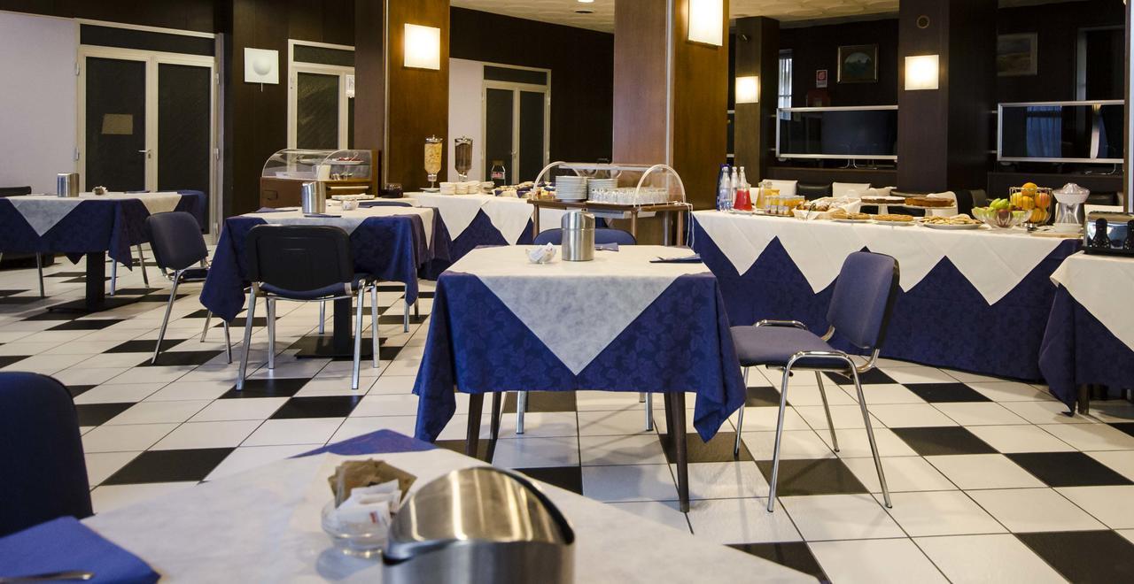 Grand Hotel Helios Tarquinia Kültér fotó